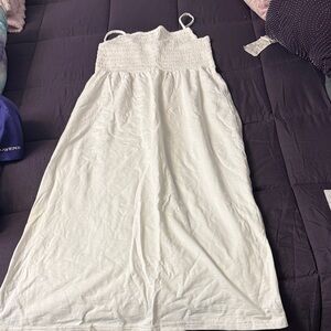 White Sleeveless Maxi Dress